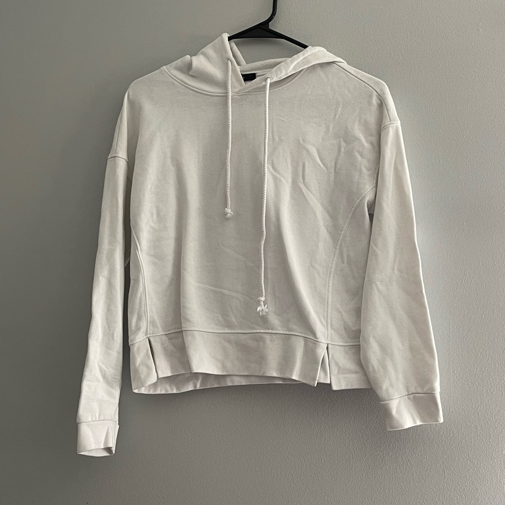 White cropped sweater!